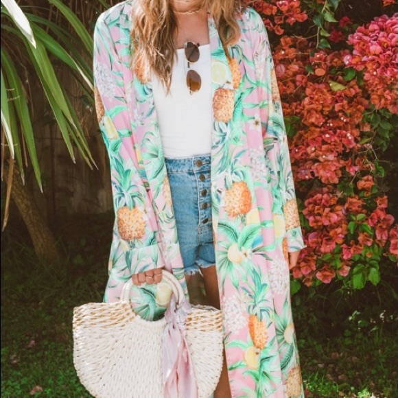 ShowMeYourMuMu Hannah Brown Pineapple Robbie Robe - Picture 5 of 5